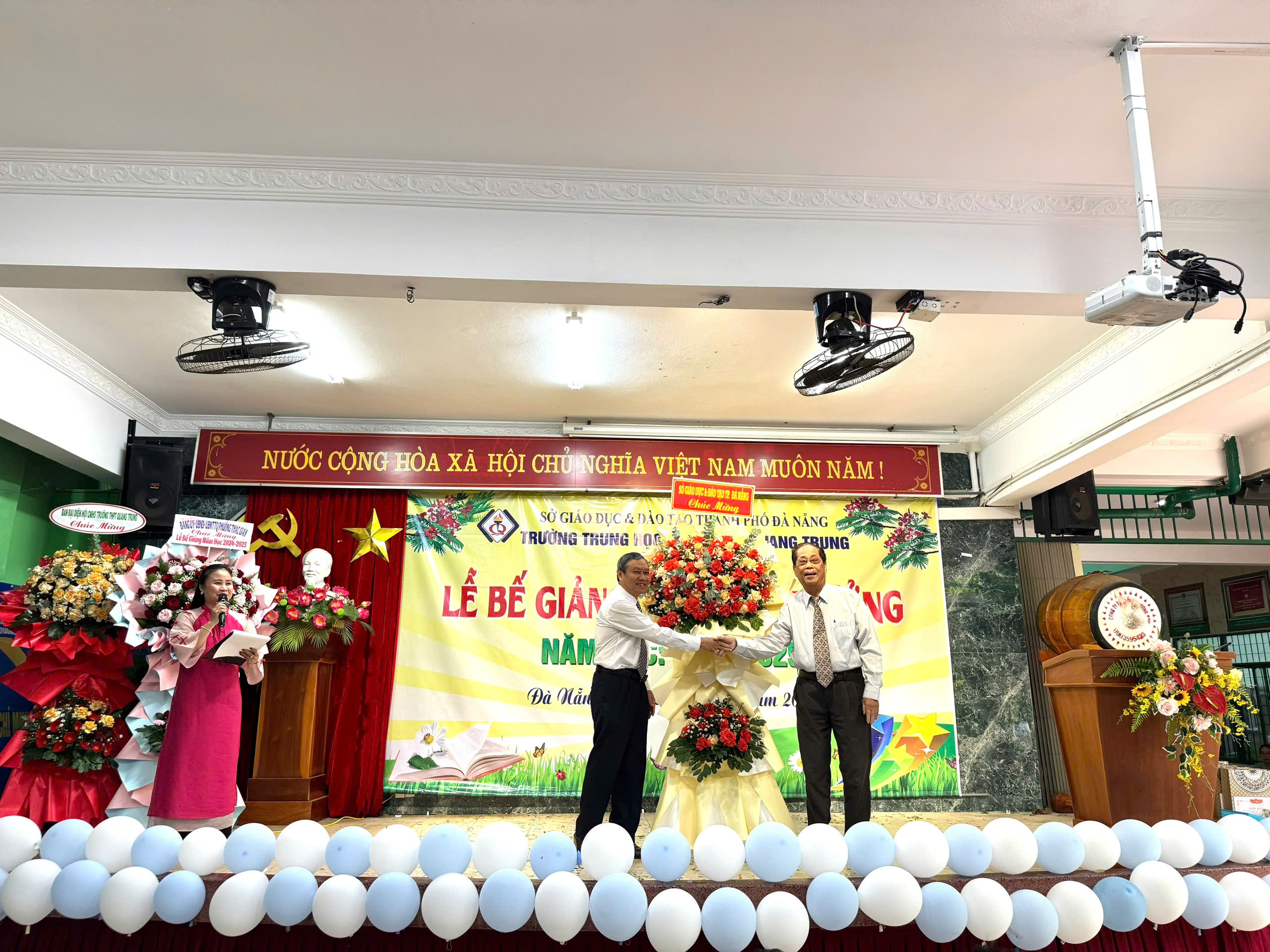 Lễ Bế Giảng và Phát Thưởng năm học 2024-2025